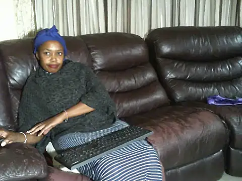 Caramel-Diva online show from 03-15-26, 06:59