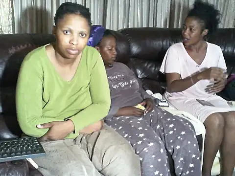 Caramel-Diva online show from 03-24-26, 04:34