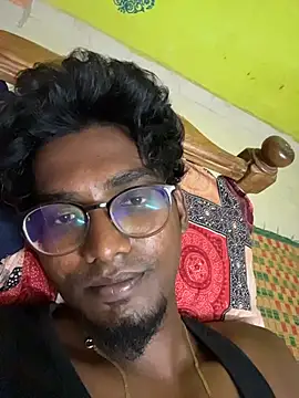 Snapshot of chennai_sexyboy chatting on 02-13-26, 04:18 chennai sexyboy online show from 02-13-26, 04:18