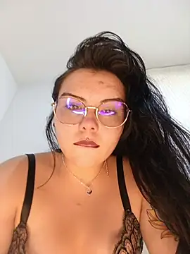 Yulska online show from 07-25-26, 10:27