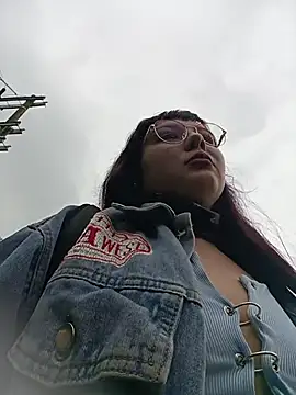 Yulska online show from 02-13-26, 02:39