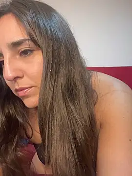 Latinaelisa online show from 04-12-26, 02:48