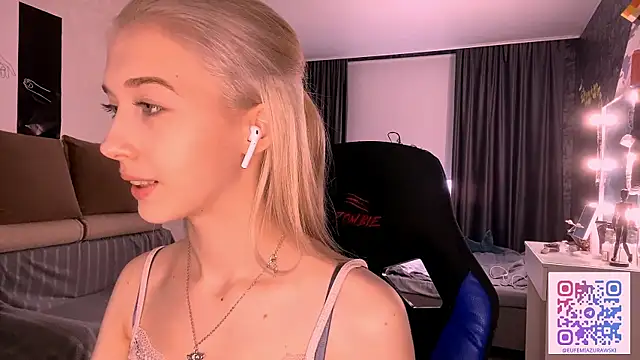 TaliCaan online show from 03-08-26, 12:08