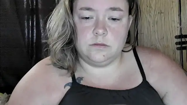 ladylynn13 online show from 03-28-26, 04:19