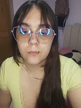 its lauu  online show from 02-12-26, 02:55