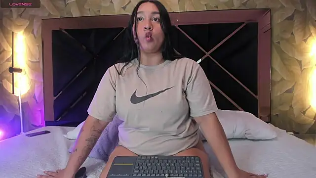 Alanna-Brooke online show from 02-22-26, 04:37