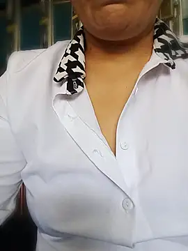 Lindagirlcum online show from 04-21-26, 04:13