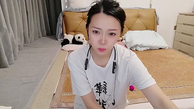 Snapshot of xiaojie_jie chatting on 07-15-26, 05:31 xiaojie jie online show from 07-15-26, 05:31