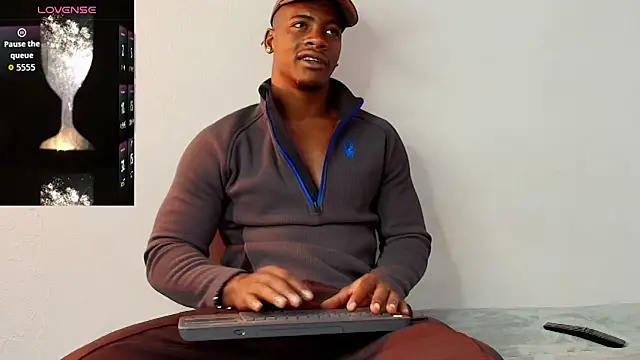Lebron black  online show from 07-08-26, 02:18