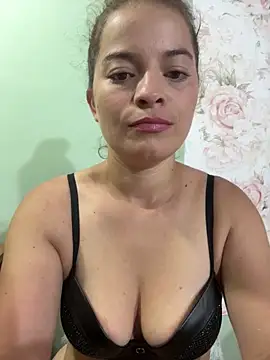 AriBeautiful online show from 02-21-26, 05:31