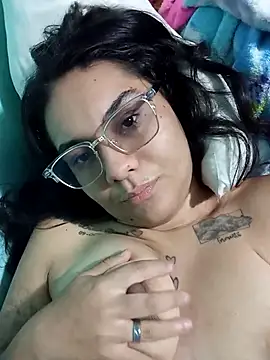 Snapshot of Mel152420 chatting on 03-08-26, 12:05 Mel152420 online show from 03-08-26, 12:05