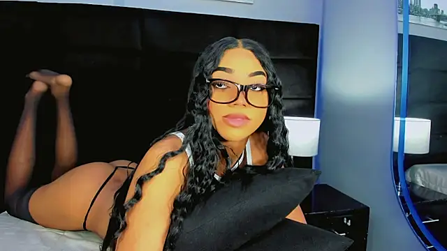Daniiela Foxx online show from 06-20-26, 01:05