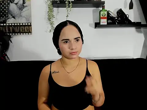  zara rosse online show from 04-11-26, 03:05