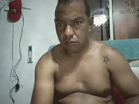 Quillero18 online show from 03-26-26, 02:48