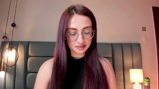 AndraCyruss online show from 02-26-26, 11:49