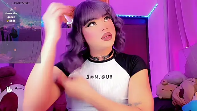 Snapshot of Danna_xz chatting on 02-15-26, 07:13 Danna xz online show from 02-15-26, 07:13