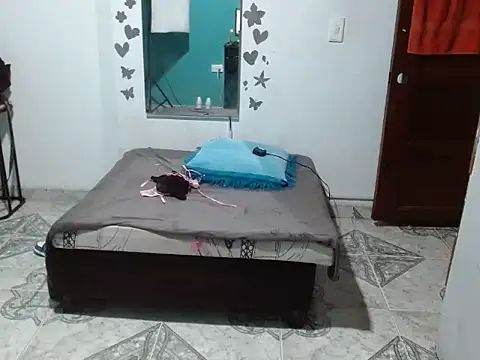 Luna white1 online show from 03-19-26, 12:49