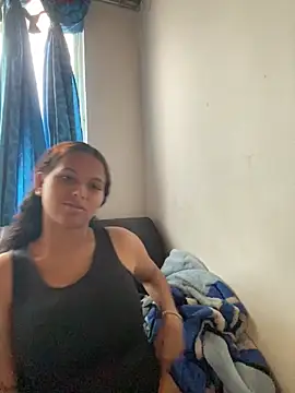 Luna white1 online show from 03-09-26, 07:50