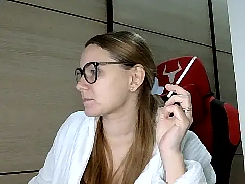 AlessiaandJay online show from 04-01-26, 02:36