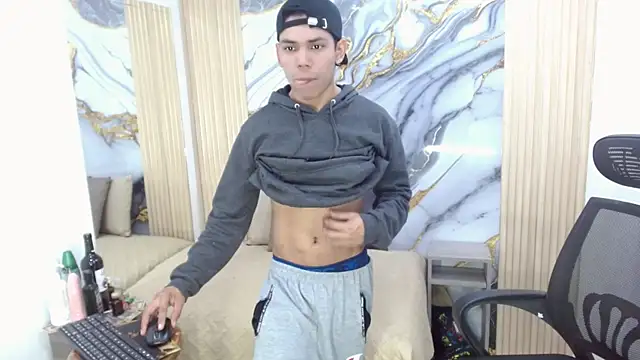 DaviidBuckx  online show from 05-21-26, 03:15