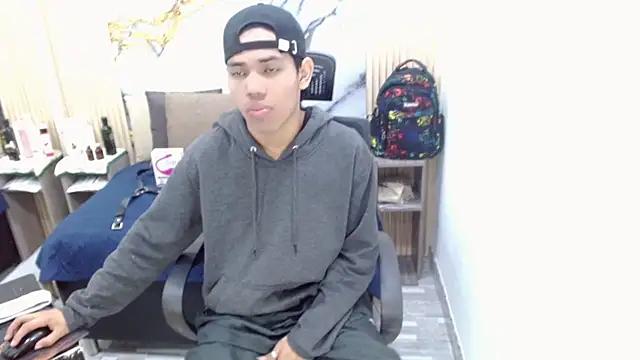 DaviidBuckx  online show from 06-04-26, 02:49