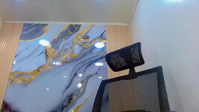 Snapshot of DaviidBuckx_ chatting on 02-25-26, 02:12 DaviidBuckx online show from 02-25-26, 02:12