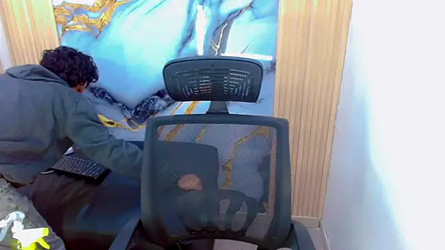 DaviidBuckx  online show from 03-26-26, 02:10