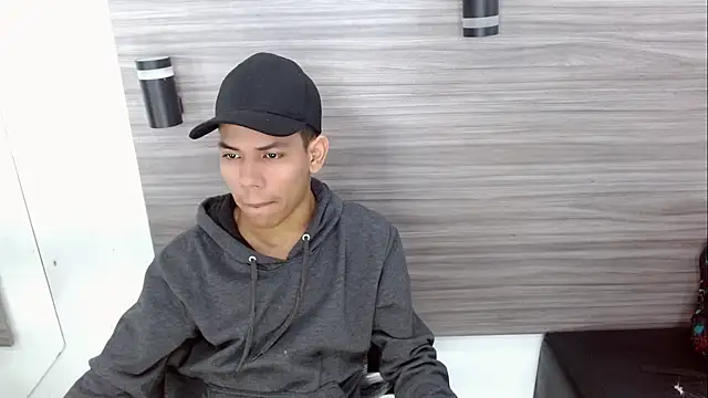 DaviidBuckx  online show from 05-03-26, 09:40