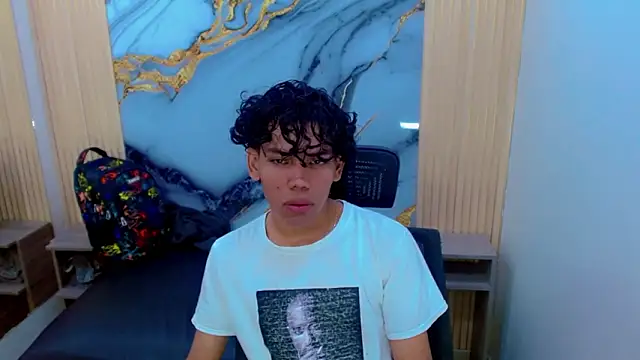 DaviidBuckx  online show from 03-13-26, 02:38