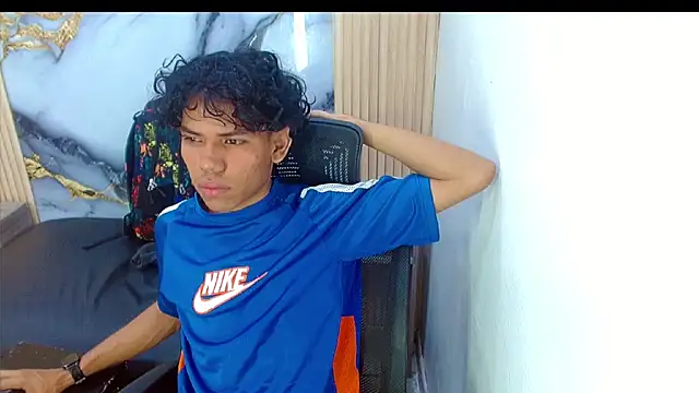 DaviidBuckx  online show from 03-11-26, 02:05