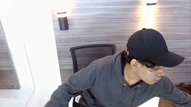 DaviidBuckx  online show from 05-03-26, 02:49