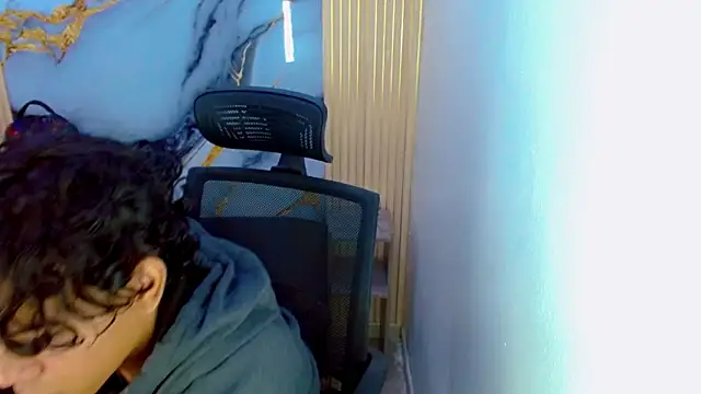 DaviidBuckx  online show from 03-19-26, 02:11