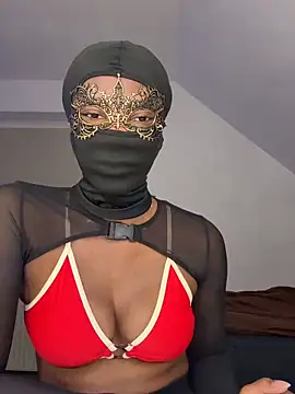 KiaraAmara online show from 02-12-26, 06:07