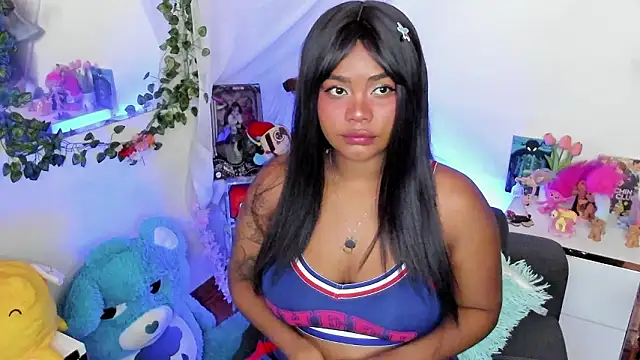 Snapshot of Angel_Belll chatting on 02-12-26, 12:43 Angel Belll online show from 02-12-26, 12:43