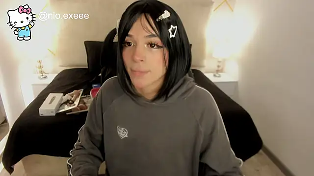 Snapshot of Nioki_ chatting on 02-25-26, 04:45 Nioki online show from 02-25-26, 04:45