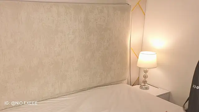 Snapshot of Nioki_ chatting on 03-30-26, 04:03 Nioki online show from 03-30-26, 04:03