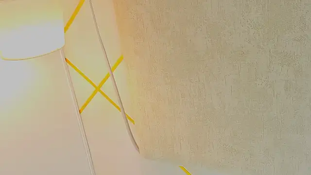 Snapshot of Nioki_ chatting on 03-25-26, 04:23 Nioki online show from 03-25-26, 04:23