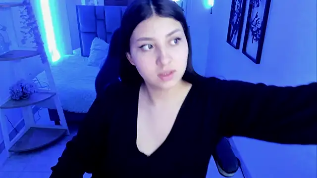 bloom winxx online show from 02-18-26, 03:04