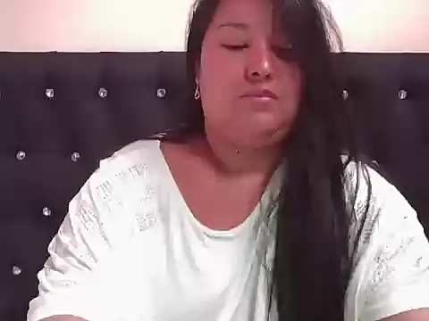 GabyBeautiful93 online show from 02-17-26, 04:59