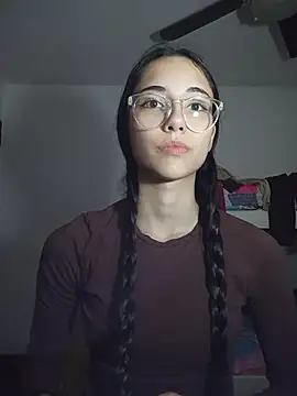 isaaabelaaa online show from 04-22-26, 11:44