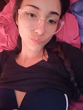 isaaabelaaa online show from 05-18-26, 05:51