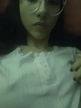 Snapshot of isaaabelaaa chatting on 02-15-26, 11:47 isaaabelaaa online show from 02-15-26, 11:47