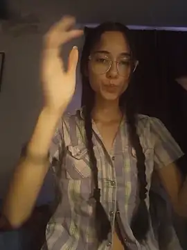 Snapshot of isaaabelaaa chatting on 02-24-26, 01:12 isaaabelaaa online show from 02-24-26, 01:12