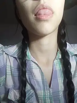 isaaabelaaa online show from 03-25-26, 09:57