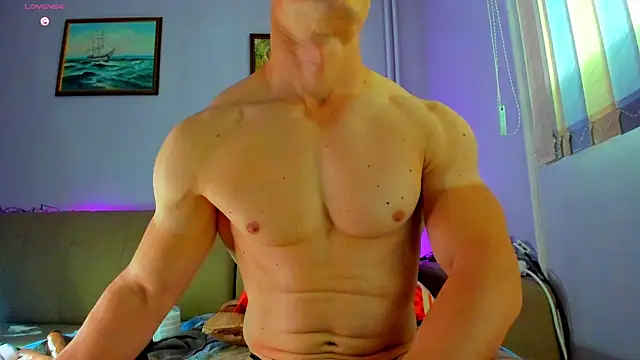 Shestifold  online show from 10-22-25, 08:25