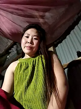 Yiyoongg online show from 03-06-26, 01:39