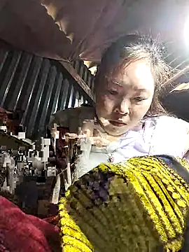 Yiyoongg online show from 03-10-26, 02:26