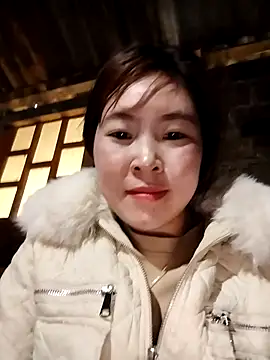 Yiyoongg online show from 02-20-26, 02:30