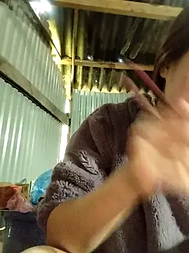 Yiyoongg online show from 02-25-26, 01:50