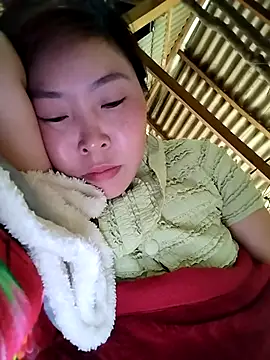 Yiyoongg online show from 03-26-26, 09:40